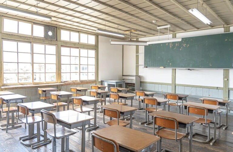 桜川市も卒業式シーズンですね🌸美容室ajugaでのご予約はお早めに！